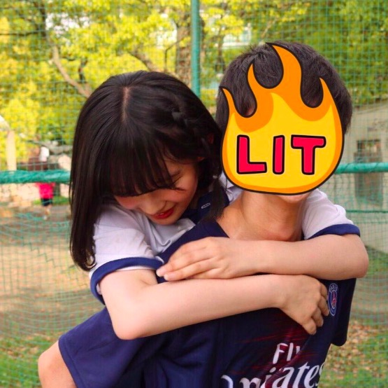矢作萌夏 文春 おんぶ