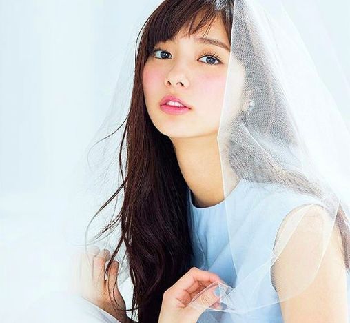 新川優愛 旦那 画像