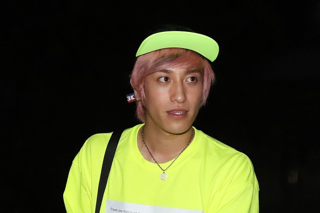 EXIT 兼近 文春