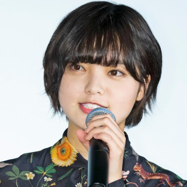 平手友梨奈の脱退後はどうなる ソロ活動で女優や歌手で大出世間違いなし 裏 ネタ